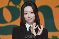 [포토] 라잇썸 히나, 올 블랙 여신