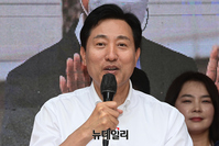 [포토] 최호권 영등포구청장 지원 유세 나선 오세훈