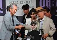 [포토] 연극 '햄릿' 출연하는 원로배우 권성덕