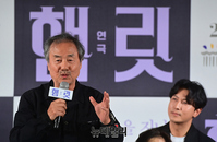 [포토] 연극 햄릿, 폴로니우스 역 맡은 정동환