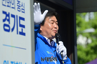 [포토] 삼미시장서 지지호소하는 임병택 시흥시장 후보