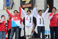 [포토] 야탑역에 모인 안철수-김은혜-신상진