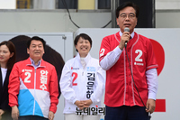 [포토] 경기도 지원유세 나선 송언석 원내수석부대표