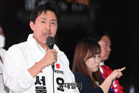 [포토] 청계광장서 마지막 유세하는 오세훈 후보