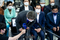 [포토] 감사 인사하는 이재명