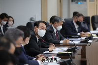 [포토] 북한 탄도미사일 발사...국가안전보장회의서 발언하는 윤석열 대통령