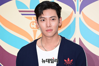 [포토] 카리스마 넘치는 지창욱