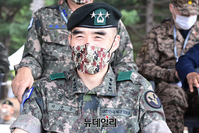 [포토] 아미 타이거 시범여단 전투단 선포식 찾은 이규준 육군 5군단장