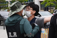 [포토] 경찰과 마찰 빚는 공공운수노조