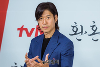 [포토] 황혼 유준상, 멋진 연기 기대해주세요