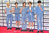 [포토] 씨아이엑스, 오늘도 열일하는 잘생김