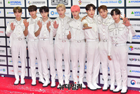 [포토] 골든차일드 "드콘 오신 것을 환영합니다"