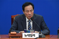 [포토] 발언하는 우상호 민주당 비상대책위원장