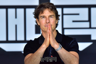 [포토] 톰 크루즈 "여러분 감사해요, 잊지 않겠습니다"