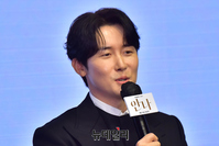 [포토] 김준한 "안나, 기대해주세요"