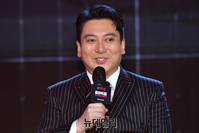 [포토] 종이의집 박명훈 "열심히 준비 했어요"