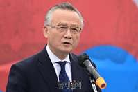 [포토] 기념사하는 김석우 북한인권시민연합 이사장