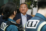 [포토] 경찰지구대 찾은 이상민 행안부 장관