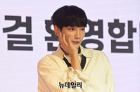 [포토] 페이블 정 "오늘 컴백합니다"