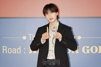 [포토] 슈퍼주니어 은혁 "SM 사상 첫 11집 발매했어요"