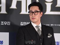 [포토] 외계인 소지섭 "20일 개봉합니다"