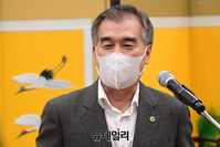 [포토] 인사말 하는 김현기 서울시의장