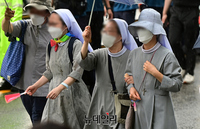 [포토] 퀴어퍼레이드, 행진하는 수녀들