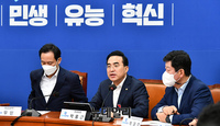 [포토] 비대위 참석한 박홍근 민주당 원내대표