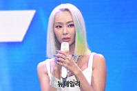 [포토] '아이스'로 컴백한 효린 "기다려준 팬에 감사해요"