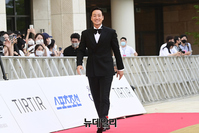 [포토] 월드스타로 레드카펫 오른 박해수