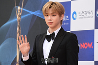 [포토] 배우로 청룡시리즈어워즈 찾은 강다니엘 