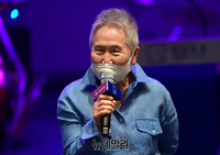 [포토] 쿼드 개관식 축사하는 배우 박정자