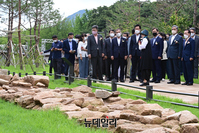 [포토] 일제가 끊은 '창경궁-종묘' 90년 만에 연결