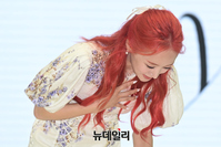 [포토] 8년 만에 돌아온 니콜 "팬에 인사드려요" 