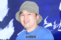 [포토] 한산 김광규, 패셔너블한 미소