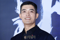 [포토] 안성봉, 시선을 압도하는 미소