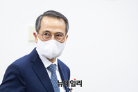 [포토] 국회 출석한 김규현 국가정보원장