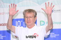 [포토] 명예위원장 맡은 전유성 "여러분 반갑습니다"