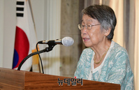 [포토] 축사하는 이인호 서울대 명예교수