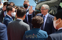 [포토] 국회 떠나는 빌 게이츠
