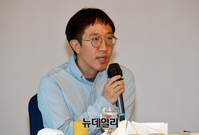 [포토] 발언하는 허준이 교수