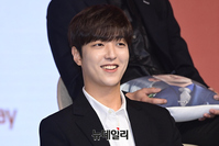[포토] 유니콘 이유진, 훈훈한 미소