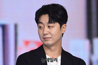 [포토] 유니콘 배유람, 훈훈한 옆모습