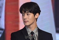 [포토] 유니콘 김욱, 날렵한 턱선