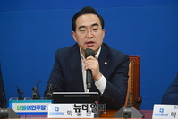 [포토] 비대위 참석한 박홍근 민주당 원내대표