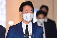 [포토] 부산세계박람회유치위원회 참석하는 장성민 정책기획수석