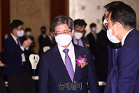 [포토] 변협창립70주년 기념식 참석한 김명수 대법원장