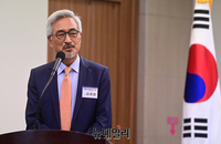 [포토] 이승만 VR 기념관 소개하는 이우찬 인스파이어코프 대표