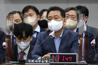 [포토] 답변하는 이광재 국회사무총장