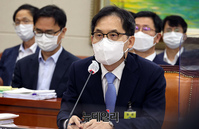 [포토] 답변하는 한기정 공정거래위원장 후보자